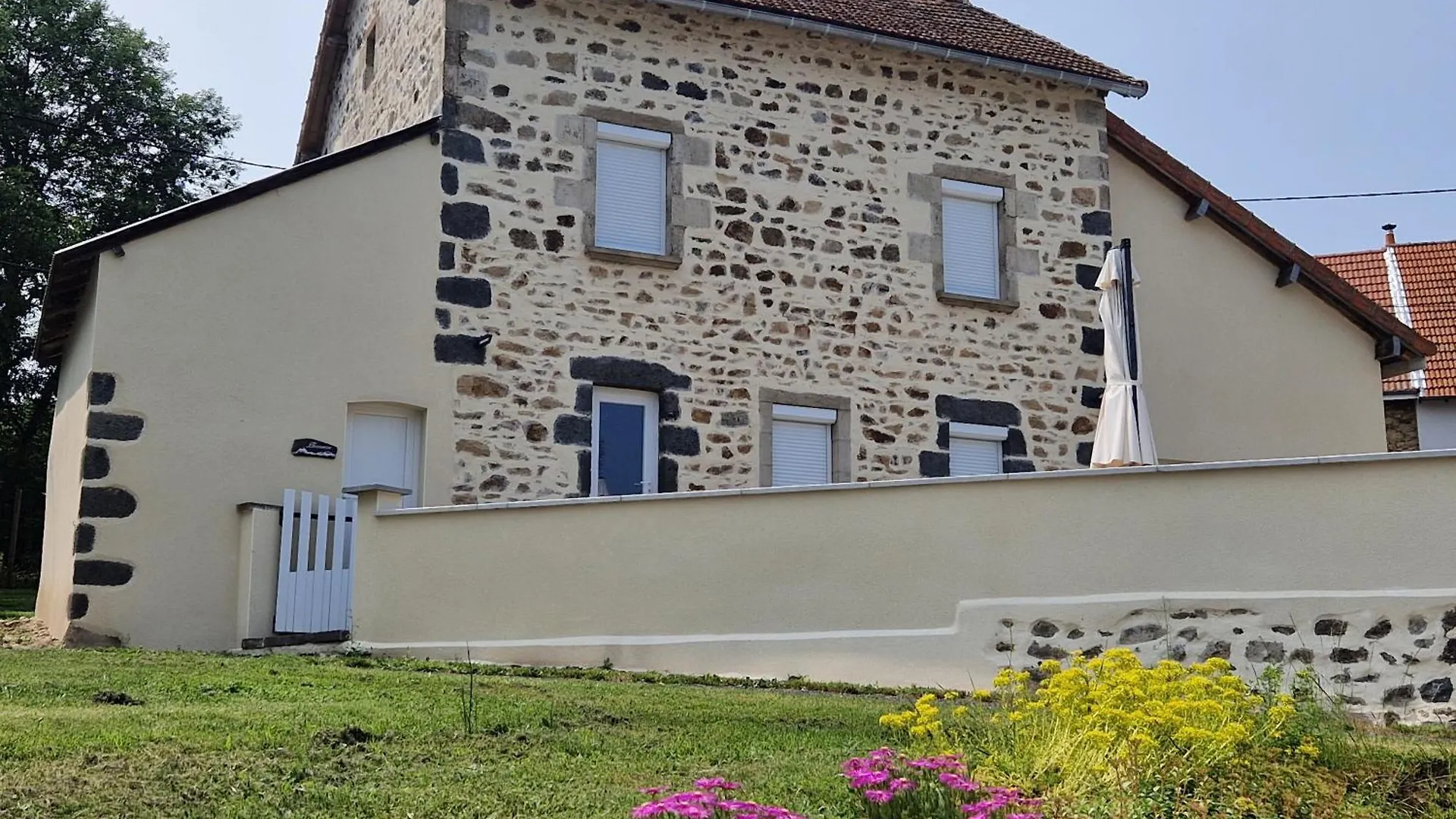 Holiday home Chez Robert Villa Bromont-Lamothe France